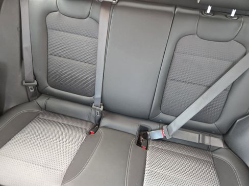 Used 2025 Chevrolet Trax LT w/ LT Convenience Package image 13