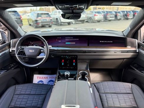 Used 2026 Cadillac Escalade Platinum Sport w/ LPO, Floor Liner Package image 2