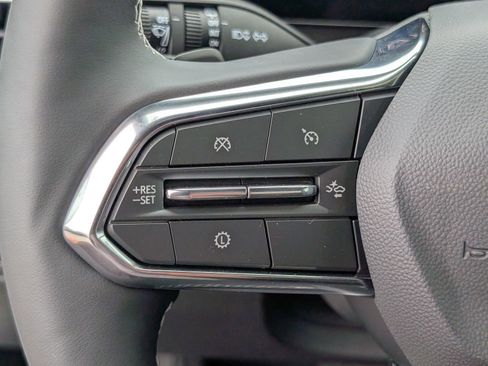 New 2026 Chevrolet Traverse LT w/ Driver Confidence Package image 21