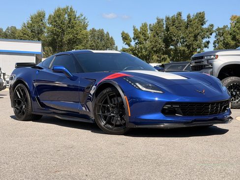 Used 2018 Chevrolet Corvette Grand Sport w/ Battery Protection Package RWD image 2