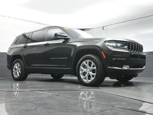 Used 2023 Jeep Grand Cherokee L Limited image 41