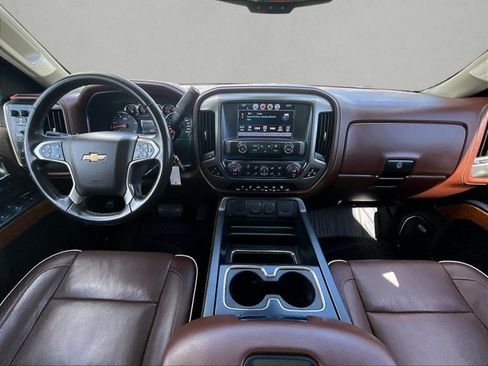 Used 2019 Chevrolet Silverado 2500 High Country w/ Duramax Plus Package AWD/4WD image 15