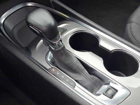 Used 2024 Chevrolet Malibu LT w/ Midnight Edition image 15