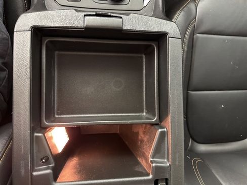 Used 2021 Chevrolet Traverse LT w/ LPO, Floor Liner Package AWD/4WD image 24
