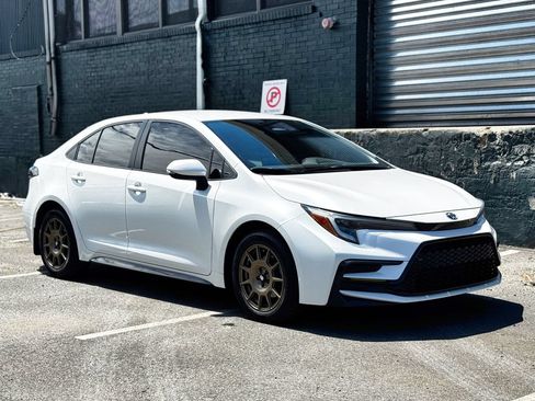 Used 2024 Toyota Corolla SE FWD image 4