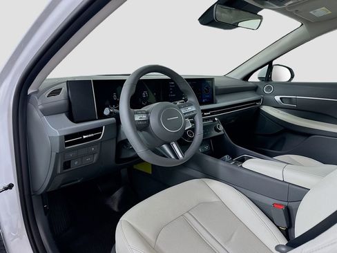 New 2026 Hyundai Sonata SEL image 9