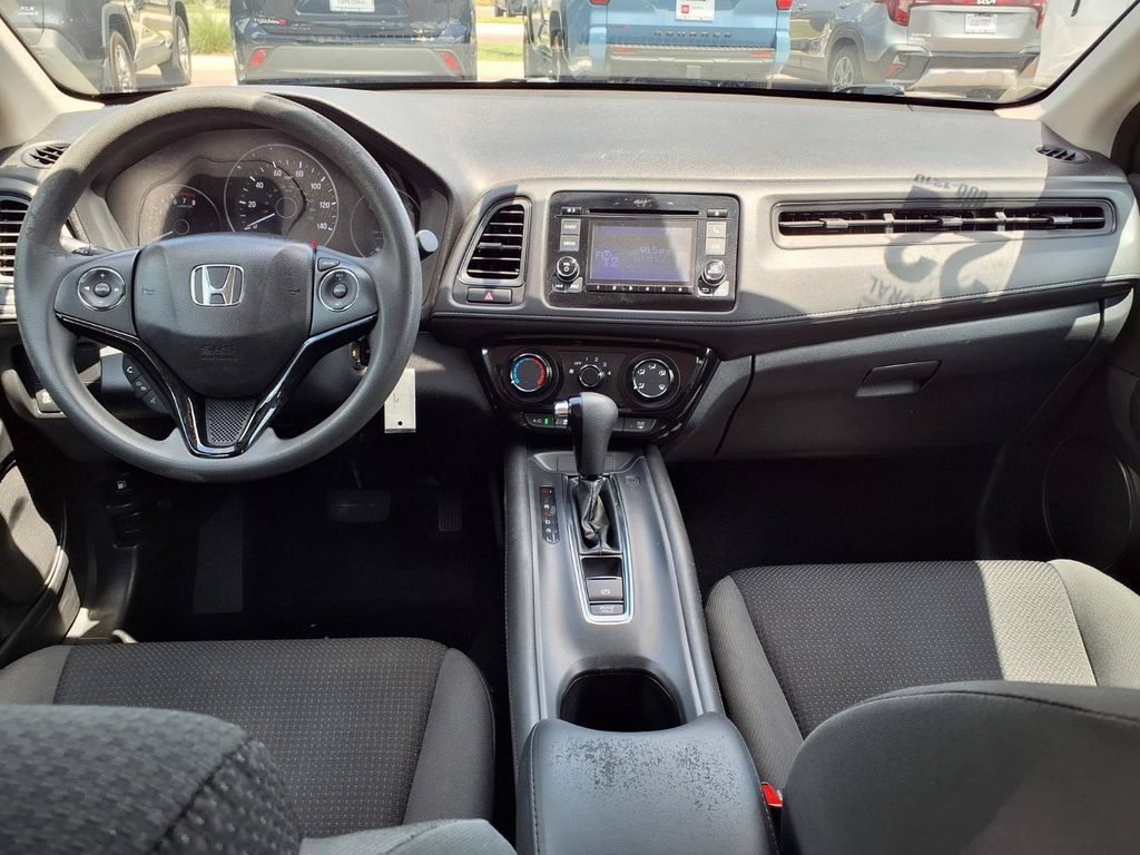 Used 2022 Honda HR-V LX image 16
