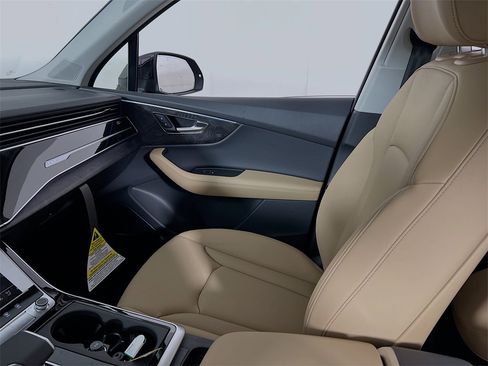 New 2025 Audi Q7 3.0T Premium Plus image 25