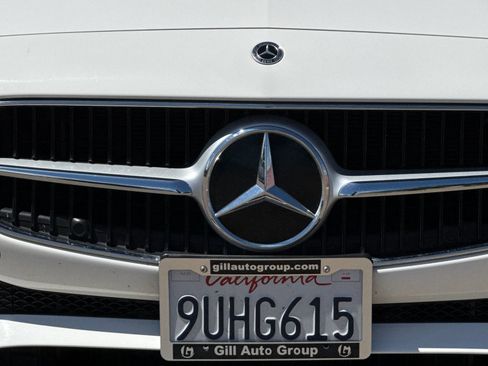 Used 2025 Mercedes-Benz C 300 Sedan image 37