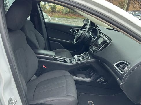 Used 2016 Chrysler 200 Limited w/ Anniversary Edition image 12