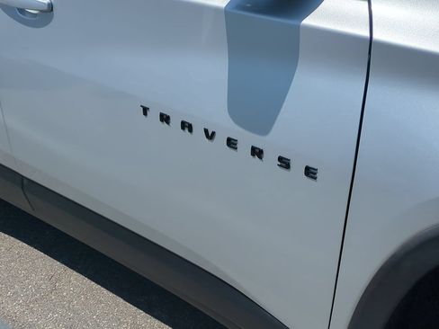Used 2019 Chevrolet Traverse LS w/ LPO, Blackout Package FWD image 30