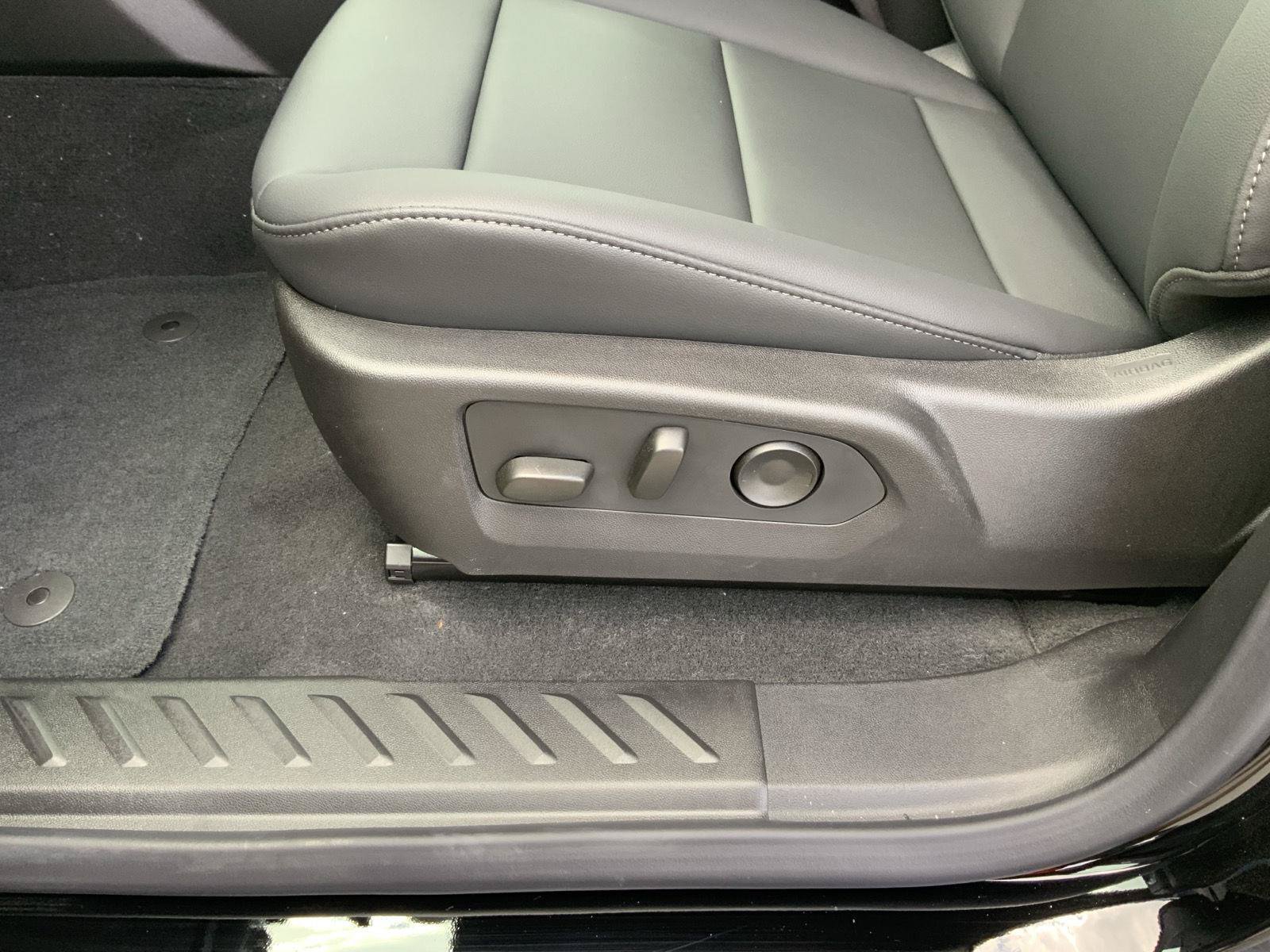 New 2026 Chevrolet Colorado LT w/ LT Convenience Package RWD image 22