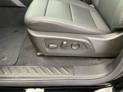 New 2026 Chevrolet Colorado LT w/ LT Convenience Package RWD image 22