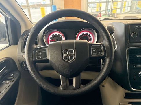 Used 2015 Dodge Grand Caravan SE w/ Quick Order Package 29E SE image 23