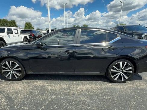 Used 2021 Nissan Altima 2.5 SR FWD image 5
