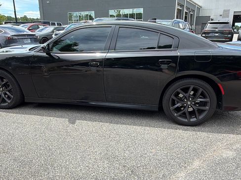 Used 2021 Dodge Charger R/T w/ Blacktop Package RWD image 11