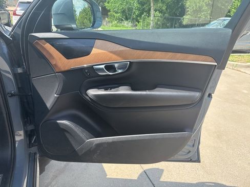 Certified 2023 Volvo XC90 B6 Plus w/ Protection Package Premier image 10