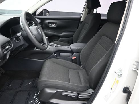 Used 2023 Honda HR-V LX image 14