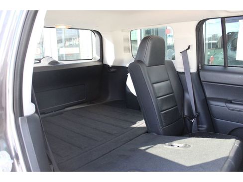 Used 2016 Jeep Patriot High Altitude image 23