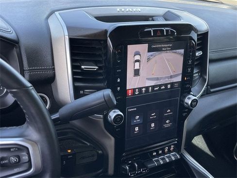 Used 2024 RAM 2500 Laramie w/ Towing Technology Group image 19