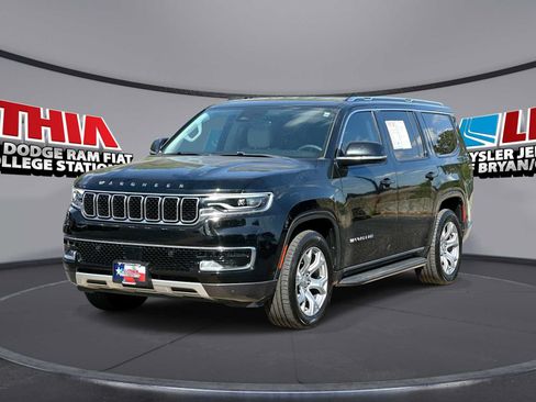 Used 2022 Jeep Wagoneer Series II AWD/4WD image 1