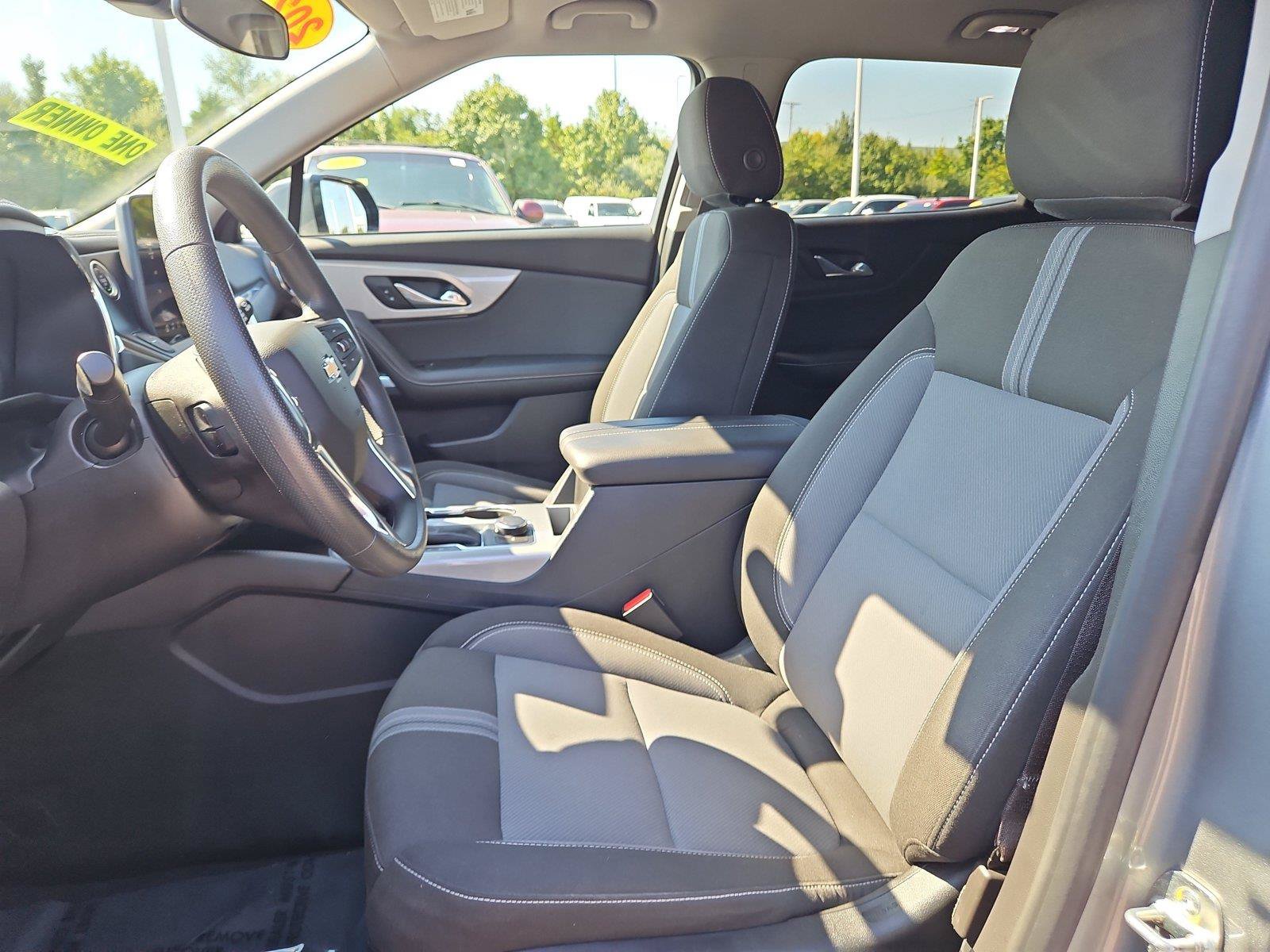 Used 2023 Chevrolet Blazer LT FWD image 15