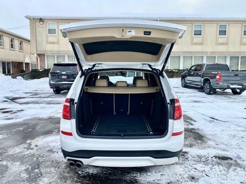 Used 2017 BMW X3 xDrive28i image 11
