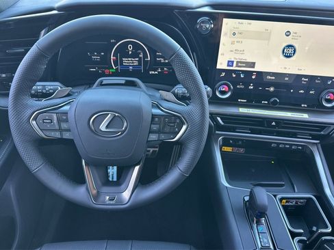 New 2026 Lexus TX 500h AWD image 14
