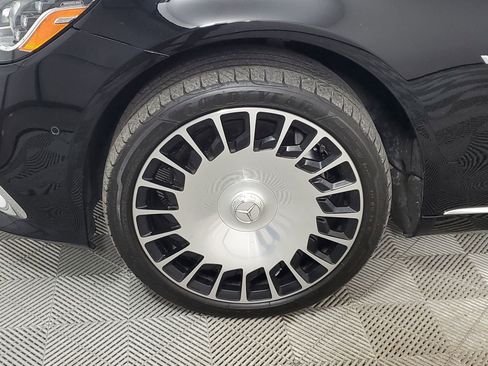 Used 2019 Mercedes-Benz Maybach S 650 image 17