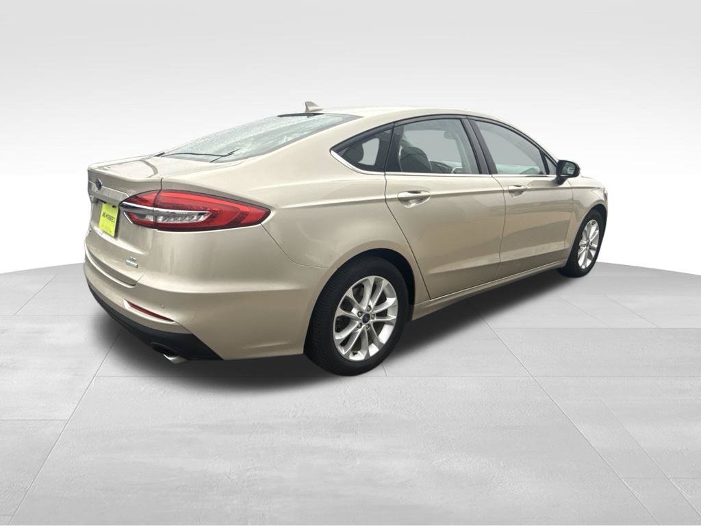 Used 2019 Ford Fusion SE FWD image 8