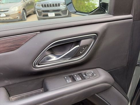 Used 2024 Chevrolet Tahoe LS AWD/4WD image 18
