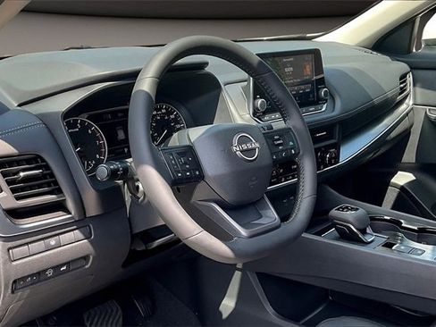 New 2026 Nissan Rogue SV image 7