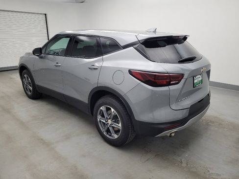 Used 2023 Chevrolet Blazer LT AWD/4WD image 3