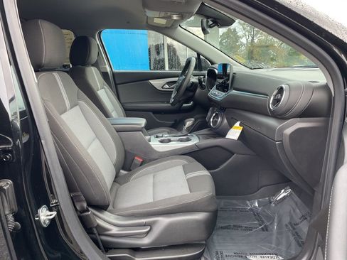 Used 2024 Chevrolet Blazer LT w/ Convenience Package image 25