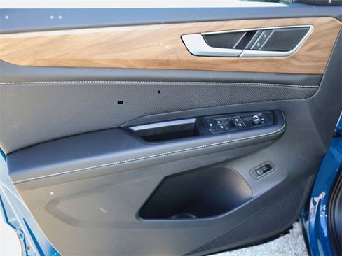 New 2026 Volkswagen Atlas SE image 15