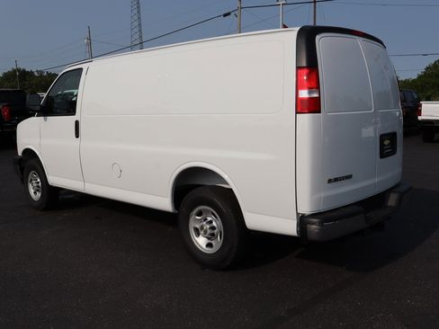 New 2025 Chevrolet Express 2500 w/ Driver Convenience Package image 25