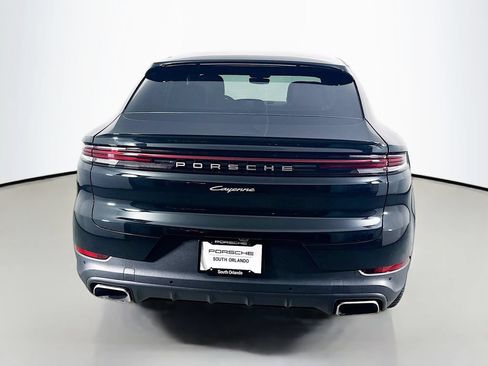 Certified 2026 Porsche Cayenne Coupe AWD/4WD image 10