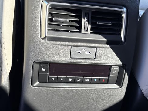 New 2026 MAZDA CX-90 3.3 Turbo w/ Preferred Package image 19