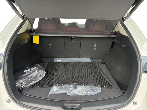 New 2025 MAZDA CX-5 Carbon Edition image 17