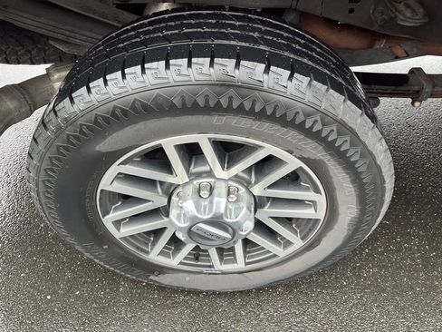 Used 2019 Ford F350 Lariat w/ Lariat Ultimate Package AWD/4WD image 11