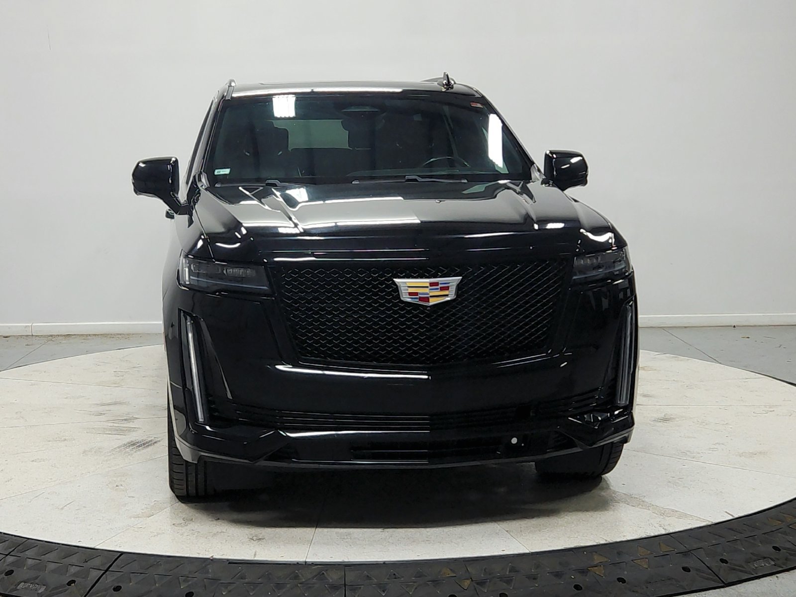 Used 2023 Cadillac Escalade Sport AWD/4WD image 3
