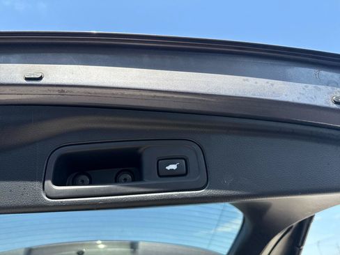 Used 2021 Honda Pilot EX-L image 9