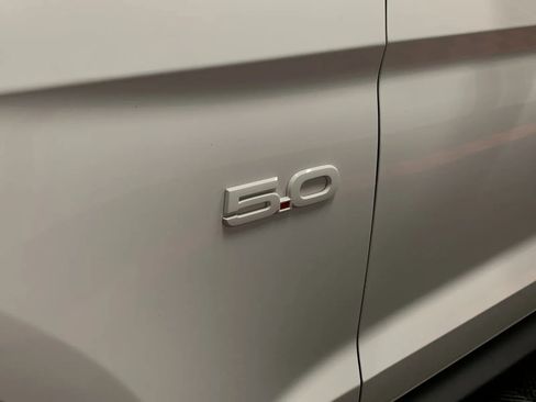 Used 2022 Ford Mustang GT Premium image 12