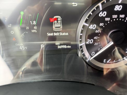 Used 2023 Toyota Highlander XLE image 48