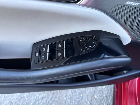 Used 2019 MAZDA MAZDA3 AWD Hatchback w/ Preferred Pkg image 11
