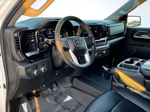 Used 2023 GMC Sierra 1500 Elevation w/ X31 Off-Road Package image 15