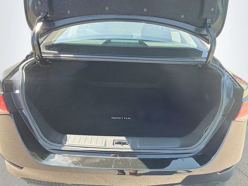 Used 2025 Nissan Sentra SV FWD image 12