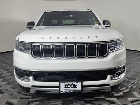 Used 2024 Jeep Wagoneer Series II AWD/4WD image 8