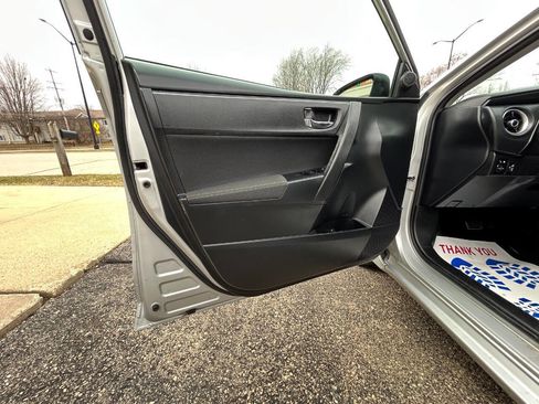 Used 2017 Toyota Corolla LE w/ Carpet Mat Package (TMS) image 33