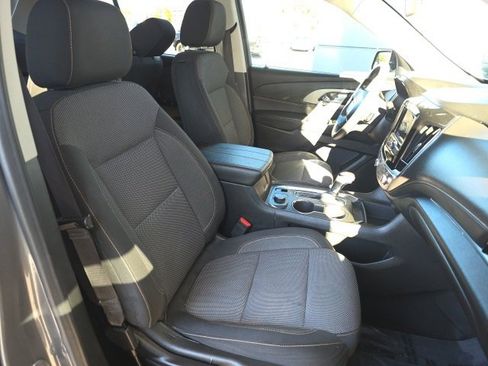 Used 2020 Chevrolet Traverse LS image 10